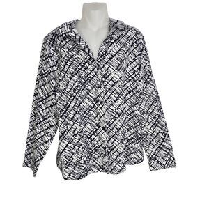 Chico's Womens Top Size 2 Large Wrinkle Resistant Button Long Sleeve 100% Cotton